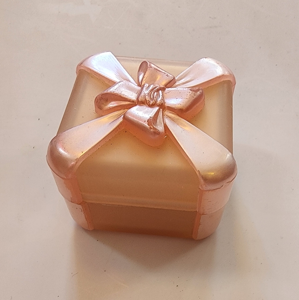 Vintage 50s JCM Jewelry Ring  Box Frosted Pink Bow Girly Cute Adorable